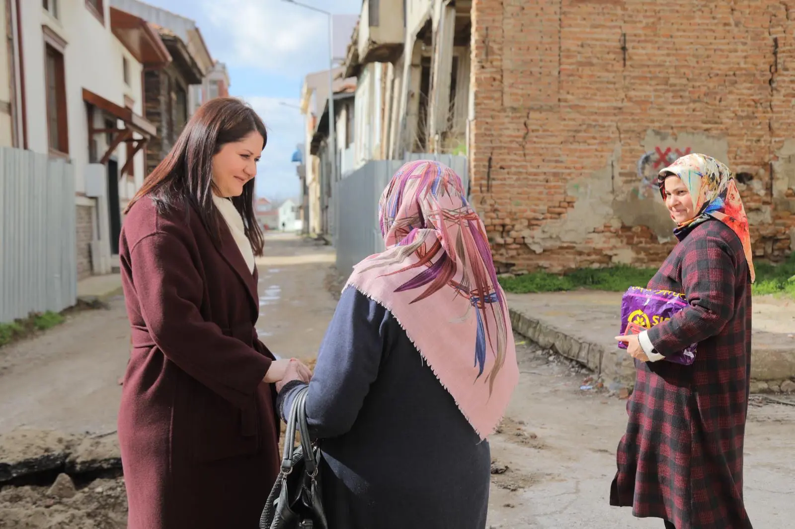 BAŞKAN GENCAN: “EDİRNE’NİN KRONİK SORUNLARINI ÇÖZMEKTE KARARLIYIZ” galeri görseli